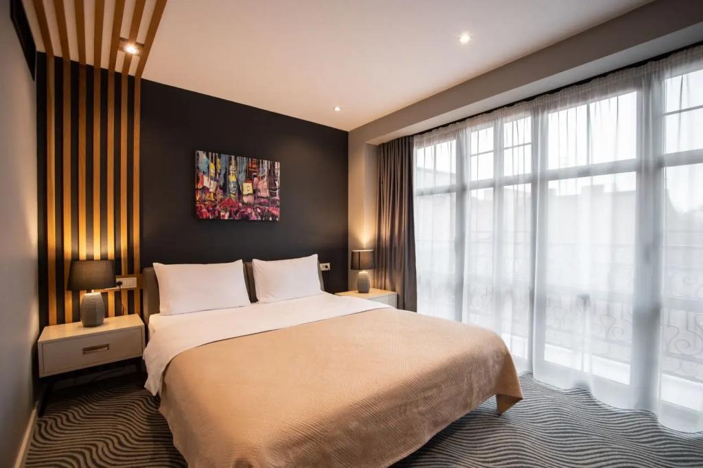 Silver 39 Corner  Hotel 4*