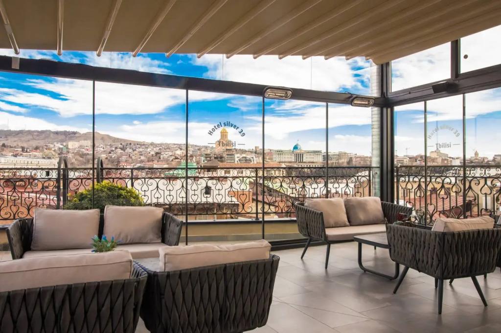 Silver 39 Corner  Hotel 4*
