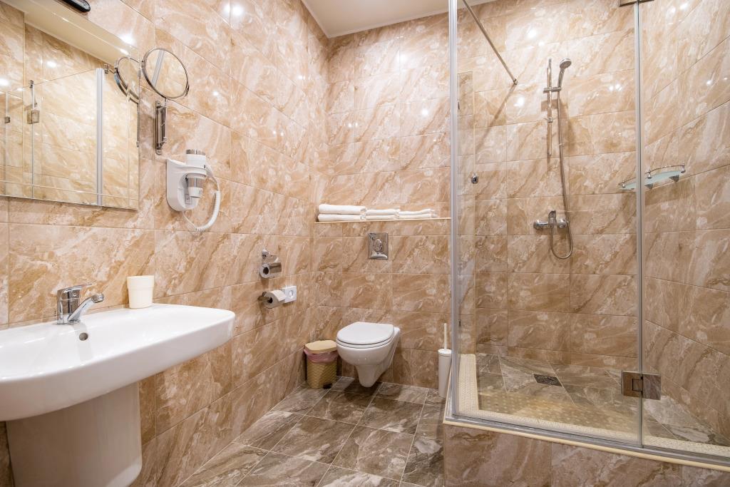 Atria Hotel 3*