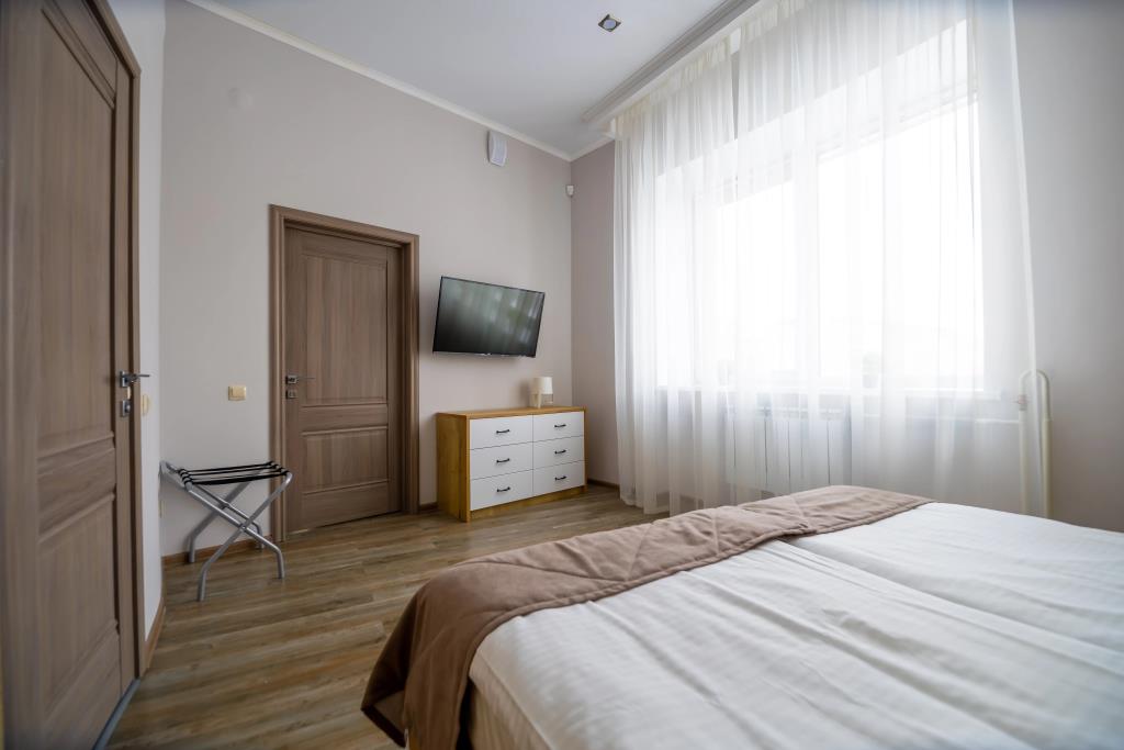 Atria Hotel 3*