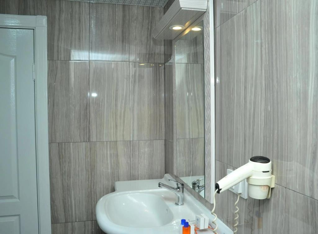 Lion City Hotel Ankara 0*