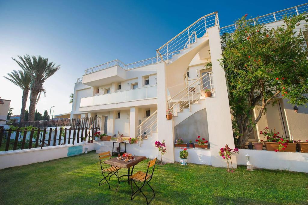 Destina Boutique Hotel 0*