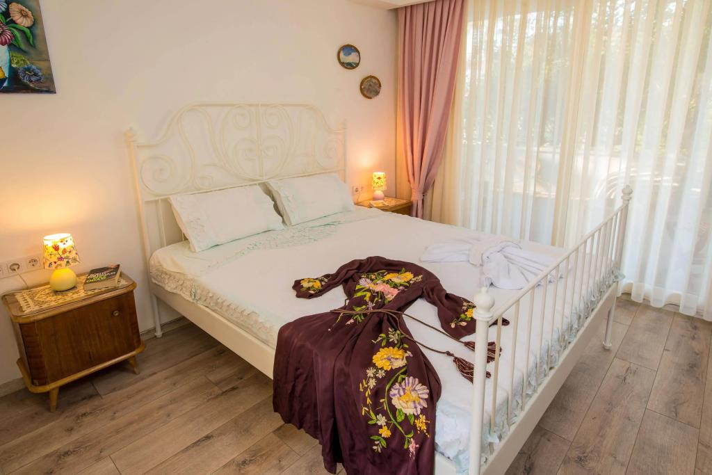 Destina Boutique Hotel 0*