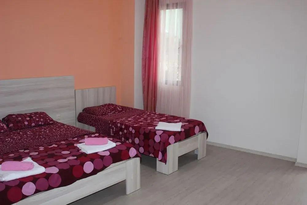 Hotel 7 3*