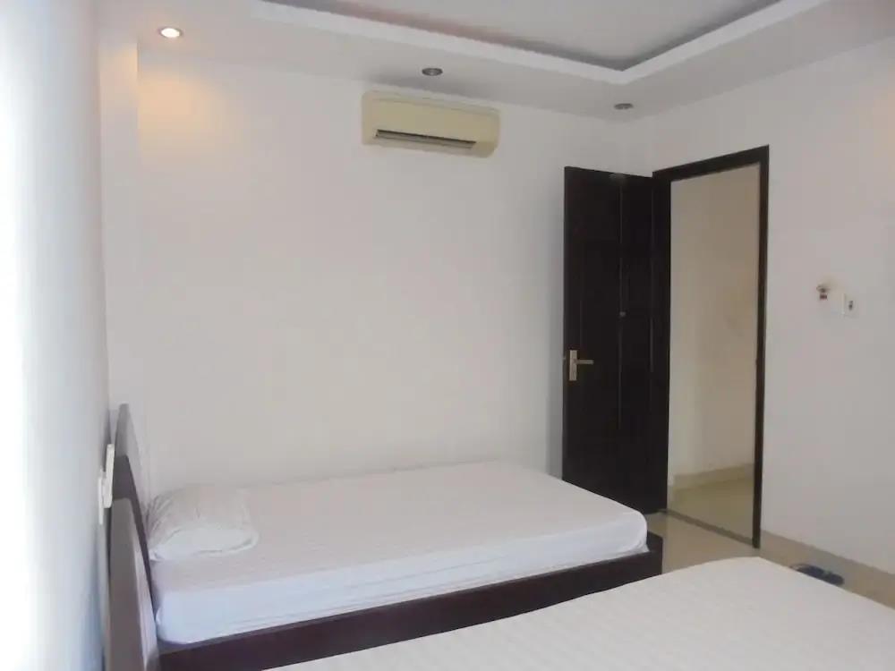 Phong Phu Hotel 2*