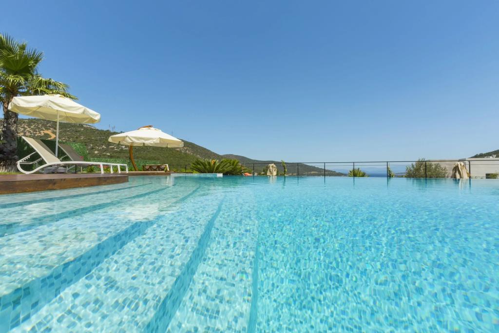 Alya Sierra Bodrum 0*