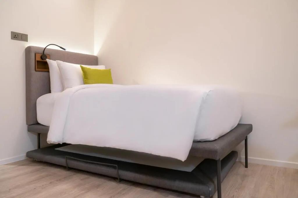Triple Y Hotel 3*