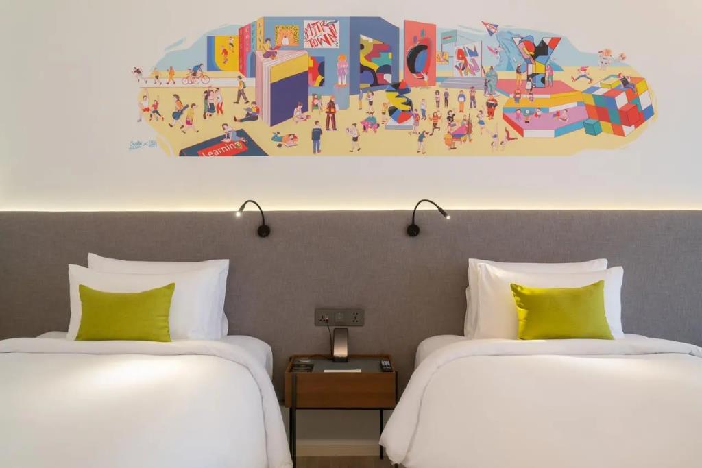 Triple Y Hotel 3*
