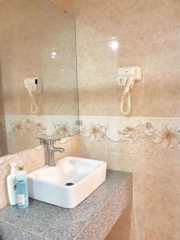 NNT Hotel 3*