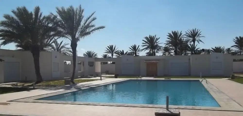 Village Du Golf 0*