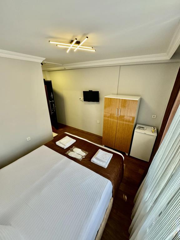 Tavra Hotel 0*