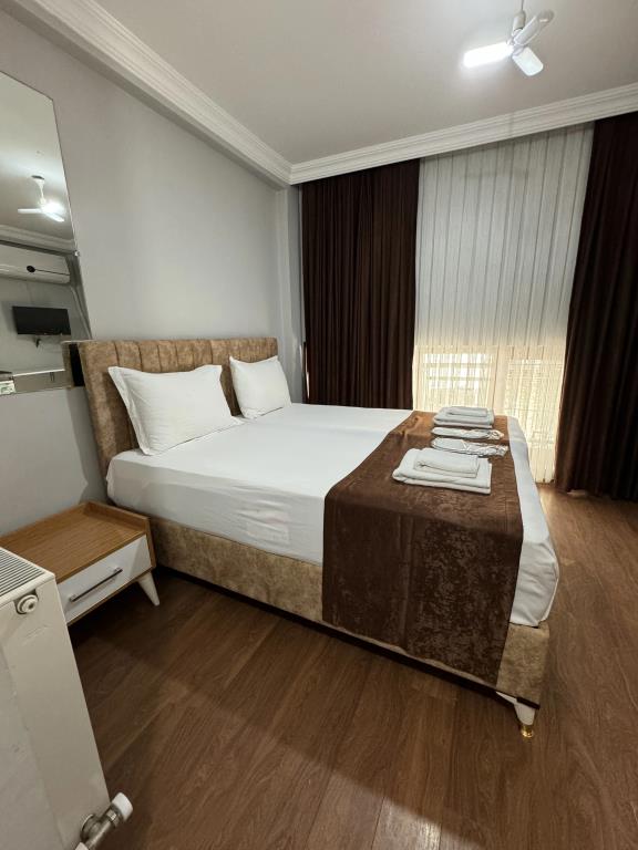 Tavra Hotel 0*