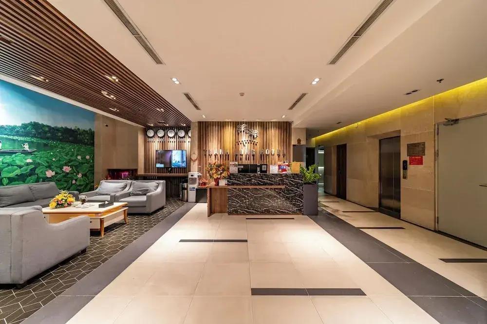 Thanh Long Hotel 3*