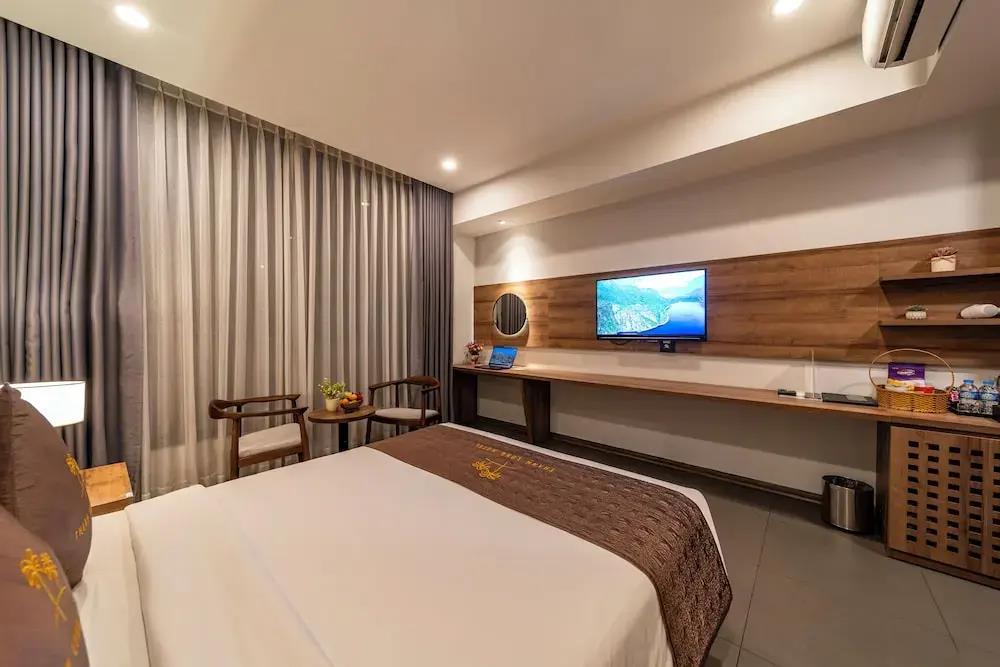 Thanh Long Hotel 3*
