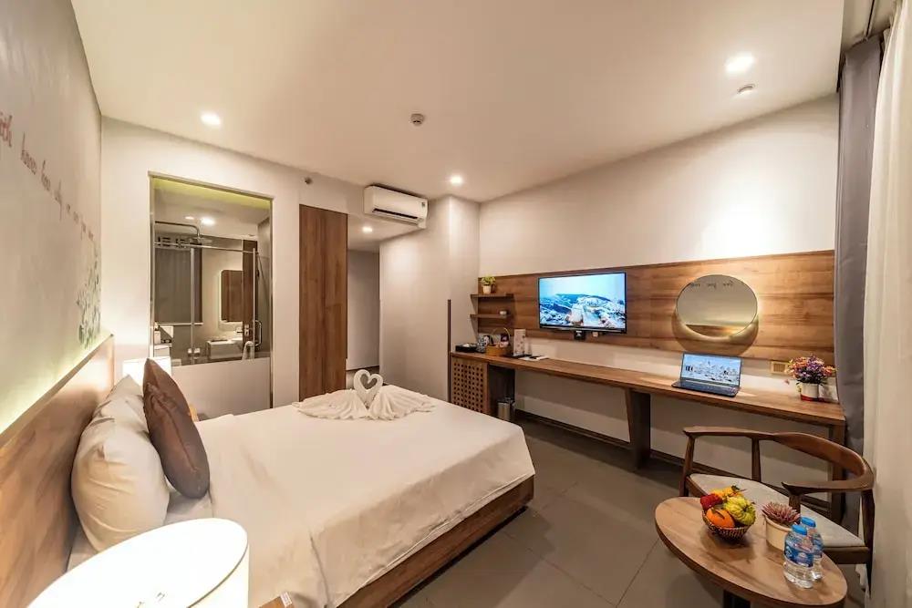 Thanh Long Hotel 3*