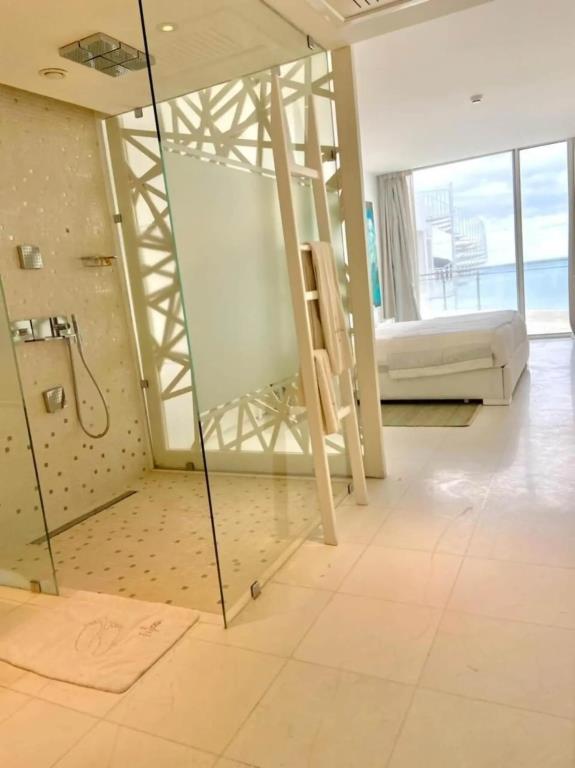 Hotel La Tour Blanche 3*