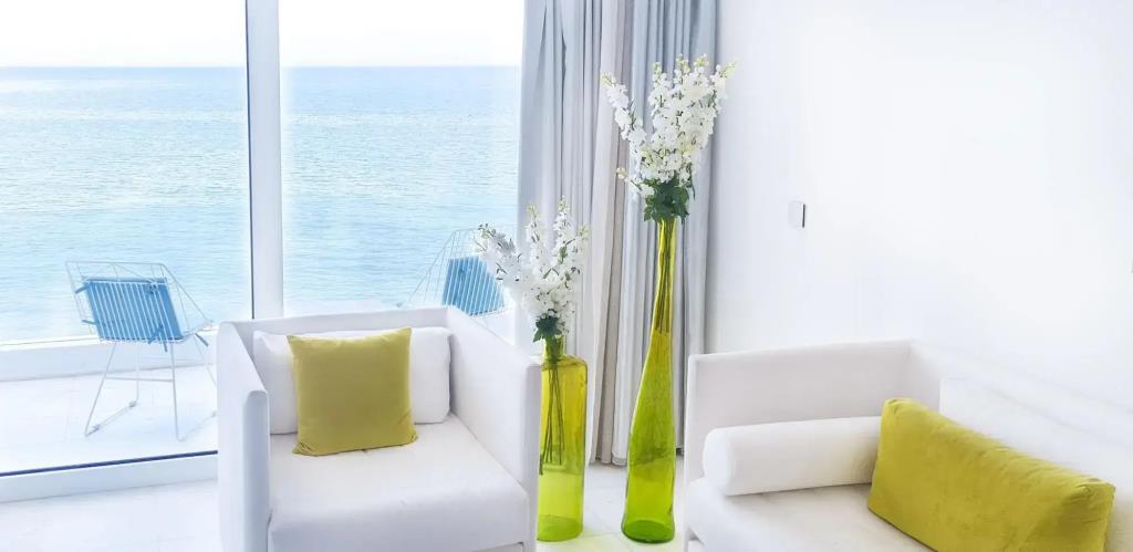Hotel La Tour Blanche 3*