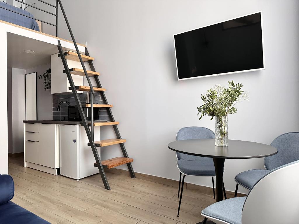Uroom Na Pervomayskoy Apart Hotel 0*