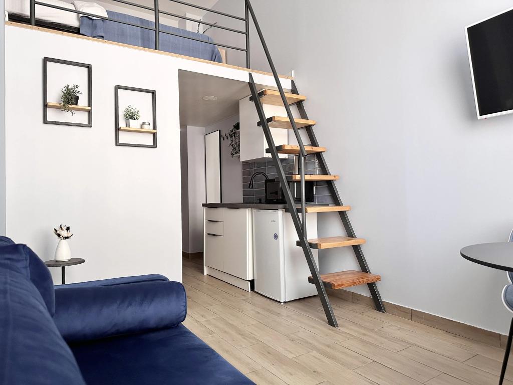 Uroom Na Pervomayskoy Apart Hotel 0*