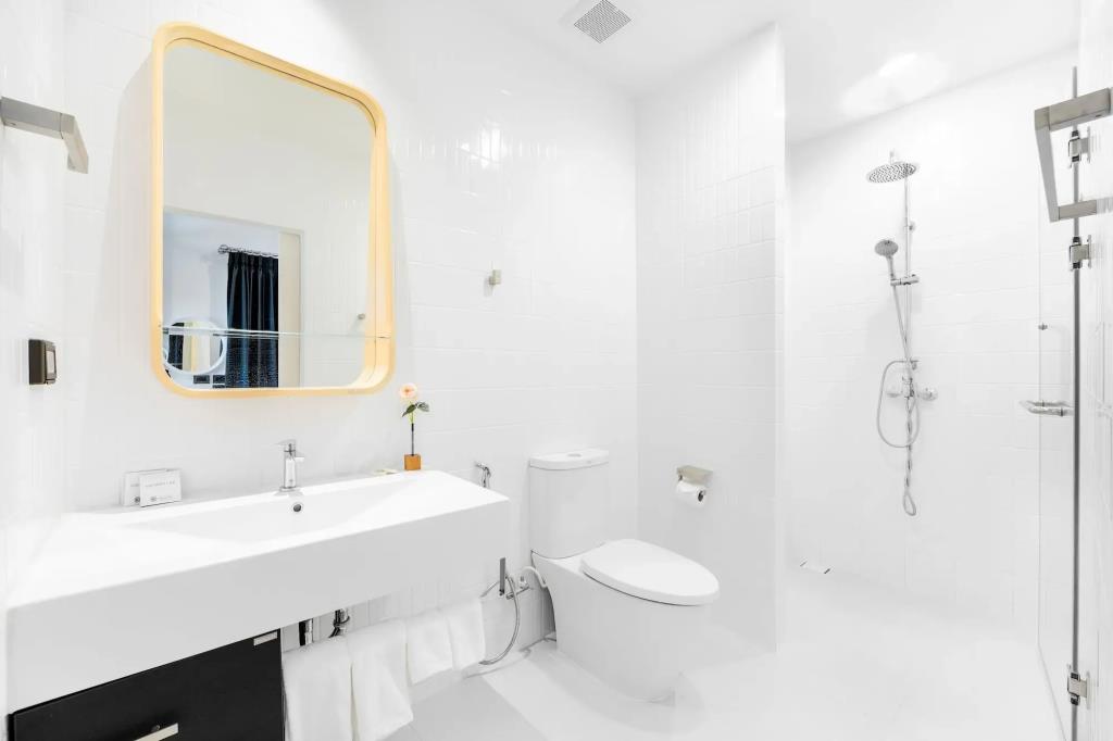 Ozone Hotel Bangkok 3*