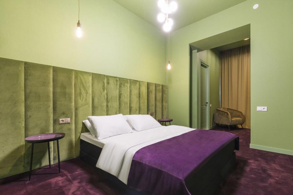HB Freeze Inn Hotel 3*