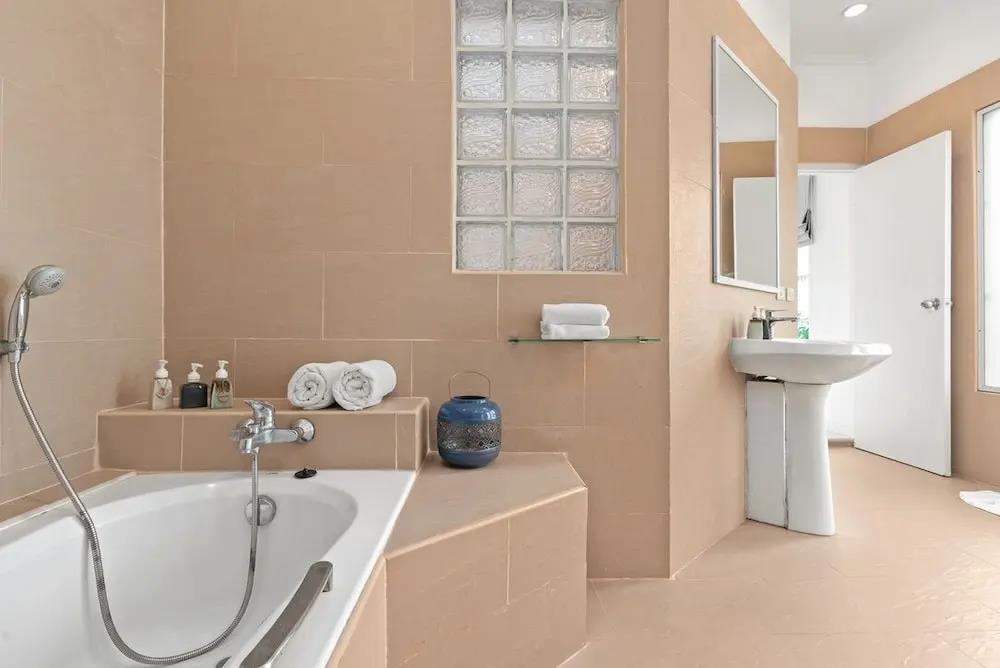 Baan Chanchai 0*