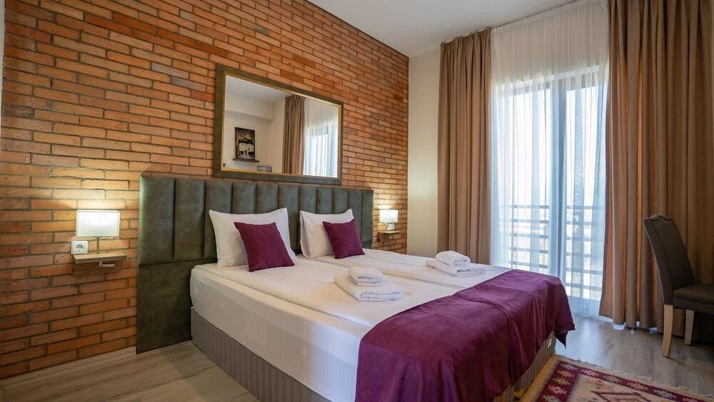 Chateau Mosmieri Resort 0*