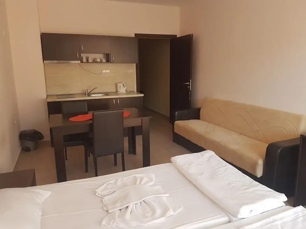 Sea Breeze Pomorie 0*