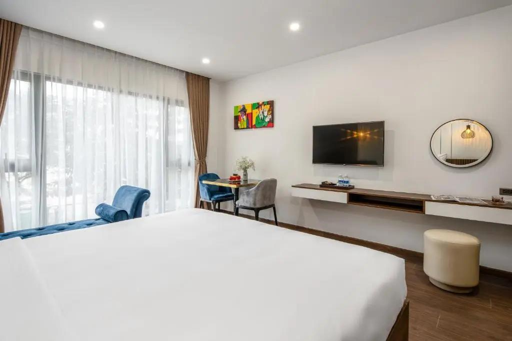 Sharon Apartment and Spa 3*