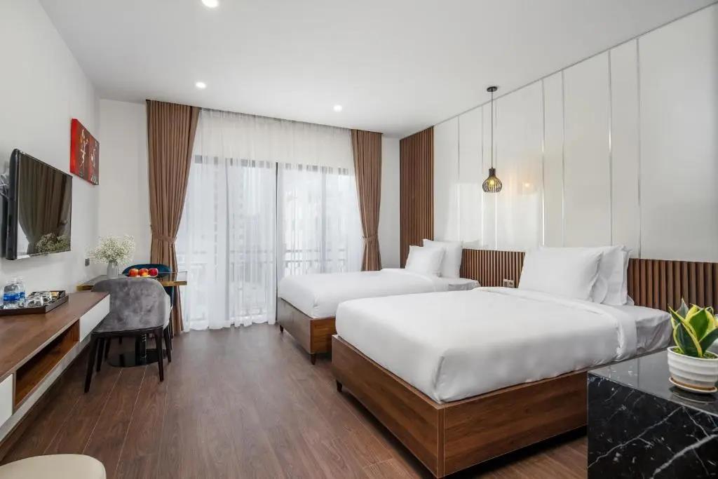 Sharon Apartment and Spa 3*