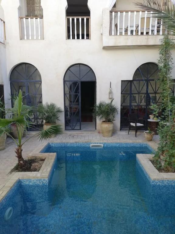 Riad Dar El Caid 3*