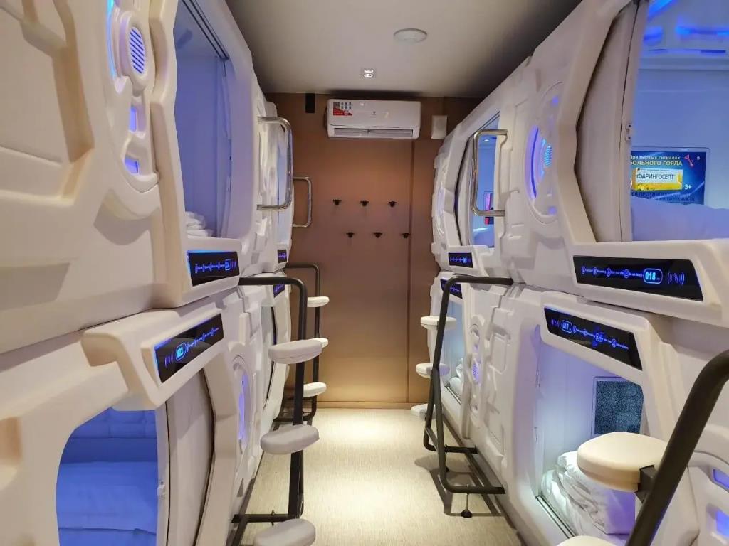 Makura Capsule Hotel 0*