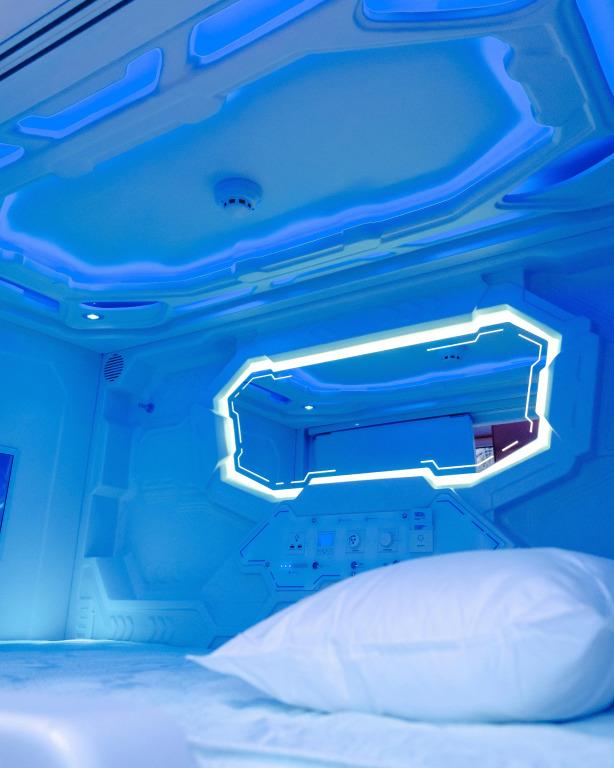 Makura Capsule Hotel 0*