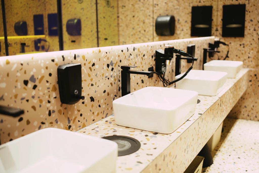 Makura Capsule Hotel 0*