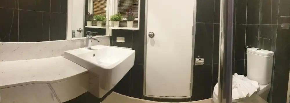 Vinary Hotel 3*