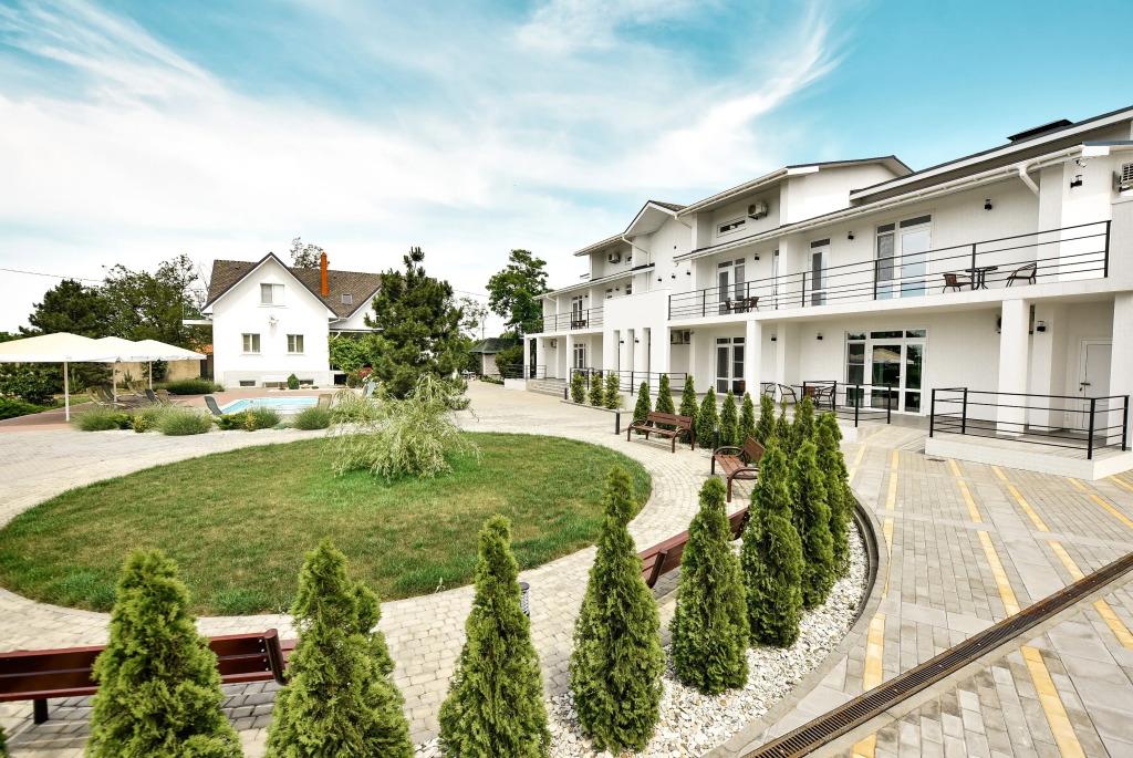 Belaya Iva Hotel 0*