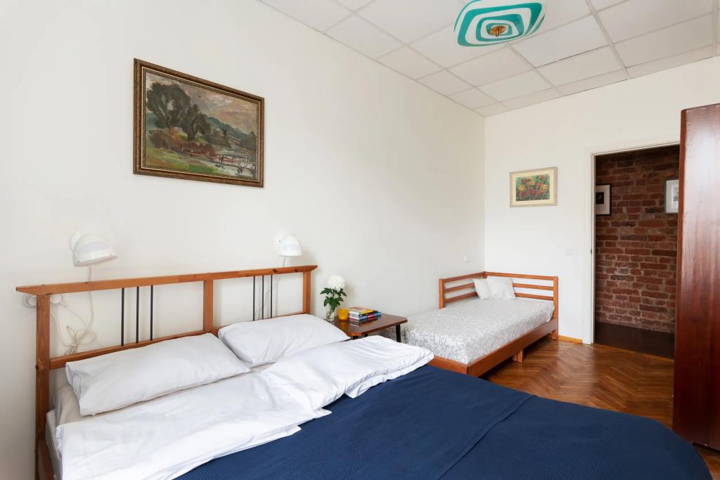 1912 s Vidom na Kryshi Peterburga Apartment 0*