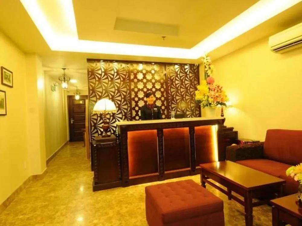 Mayflower Saigon Hotel 3*