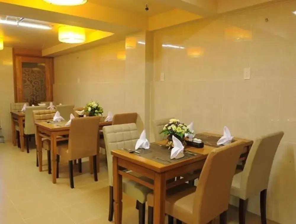 Mayflower Saigon Hotel 3*