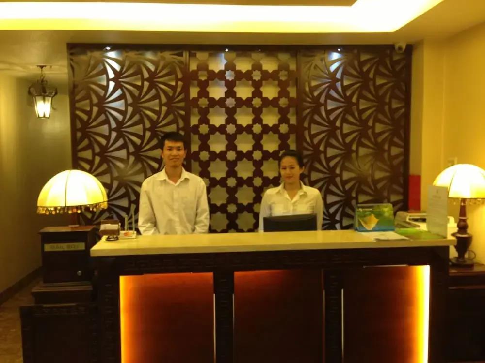 Mayflower Saigon Hotel 3*