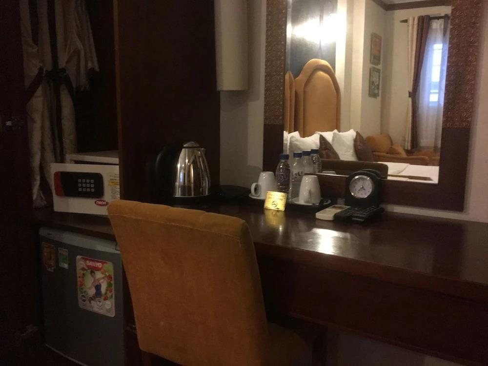 Mayflower Saigon Hotel 3*