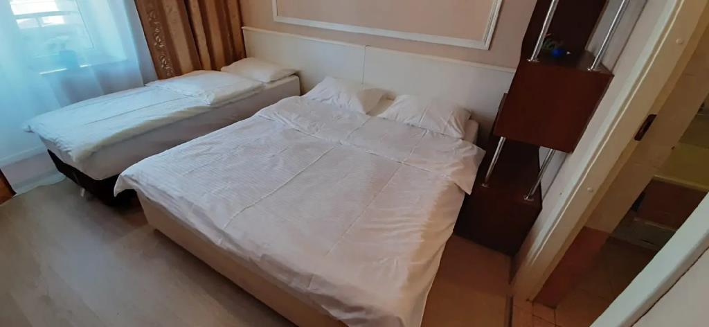 V tsentre Mini-Hotel 0*