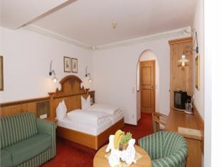 Hotel Alte Post 4*