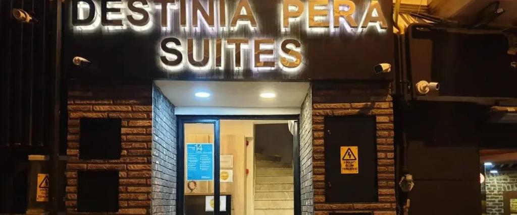 Destinia Pera 0*