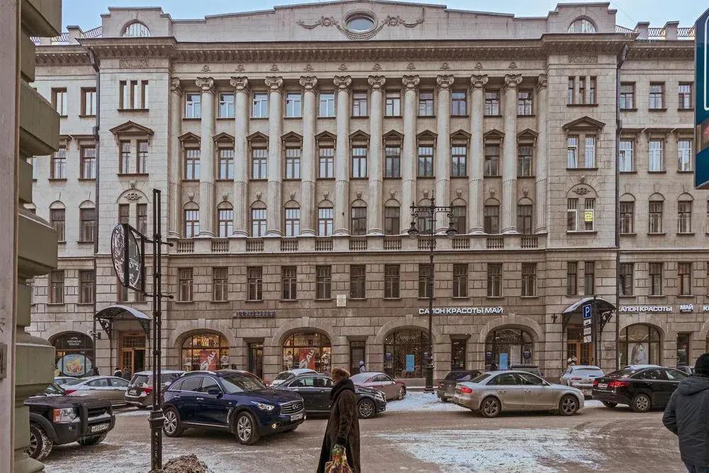 SPB2DAY on street Vosstaniya bld. 3/5 0*