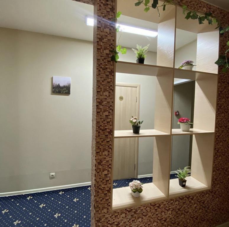 Yanrus Hotel 0*