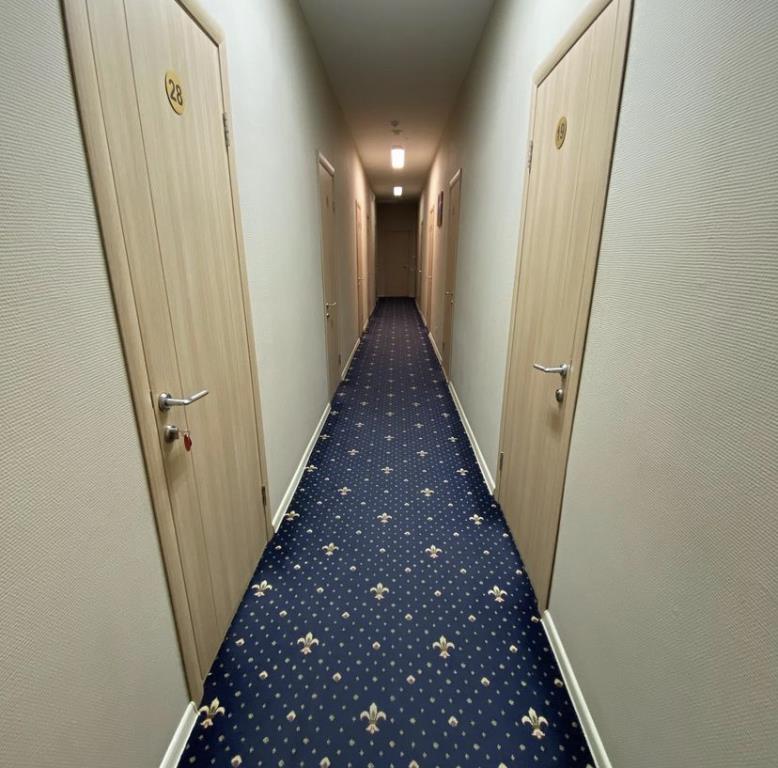 Yanrus Hotel 0*