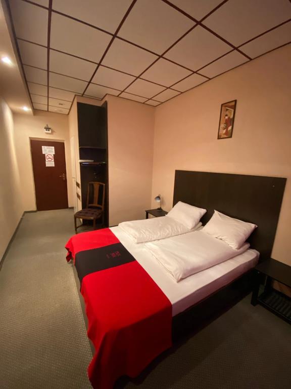 Poniya Hotel 0*