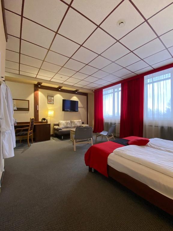 Poniya Hotel 0*