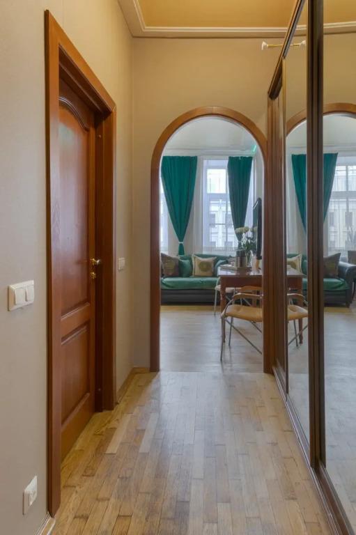 Nevskiy 98 Mini-Hotel 3*
